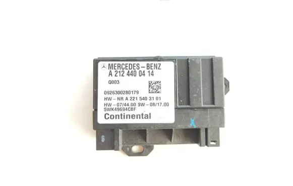 Mercedes-Benz E A207 Fuel injection pump control unit/module A2124400414 5WK49694CBF A2215403101