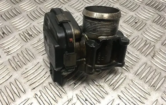 Peugeot 5008 Throttle valve 28098656 9673534480 28275019