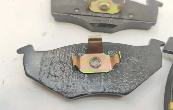 Seat Ibiza II (6k) Brake pads (front) 0986424449 1H0698151B D694