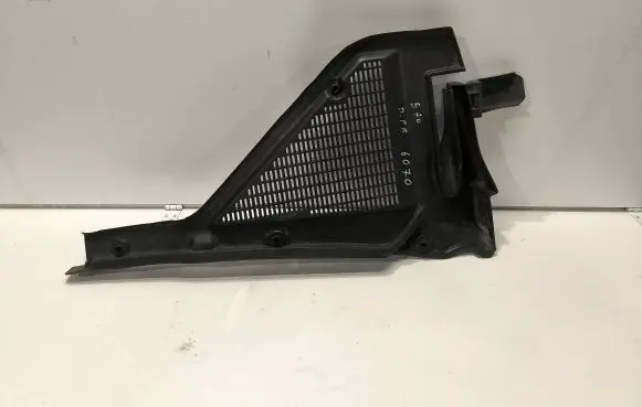 BMW X5 E70 Other engine bay part 1083411