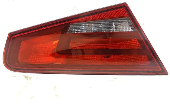 Audi A3 S3 8V Tailgate rear/tail lights 8V3945093 00020266