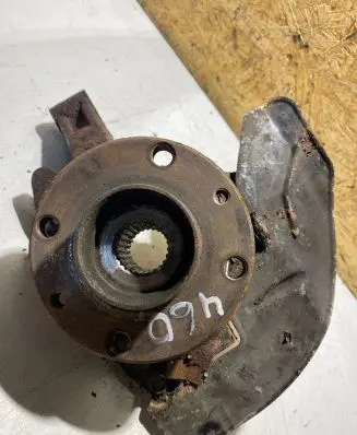 Fiat Doblo Front wheel hub