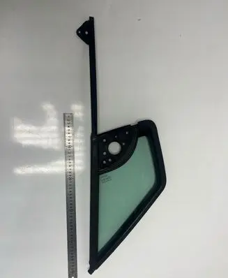 Citroen Berlingo Front door vent window glass four-door 9675118280