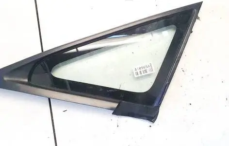 Mazda Premacy Front triangle window/glass AS2