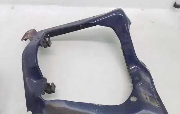 Ford Transit Headlight/headlamp mounting bracket