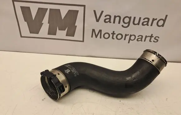 Intercooler hose/pipe