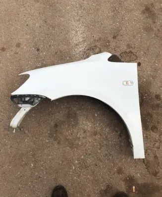 Volkswagen Caddy Fender