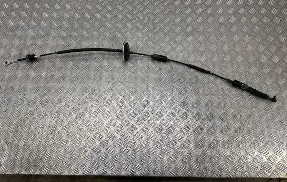 KIA Sportage Gear shift cable linkage 46790F1010
