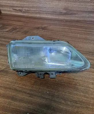 Renault Laguna I Headlight/headlamp 7700826123 1AG00656010