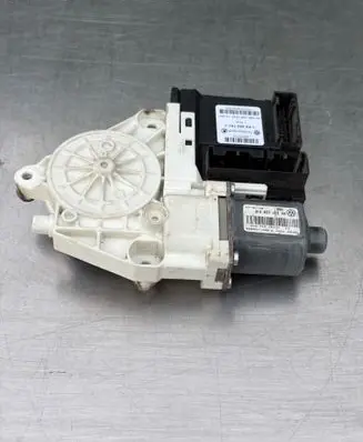Volkswagen Golf VI Front door window regulator with motor 1K4837402AA 05075710 1K0959793J