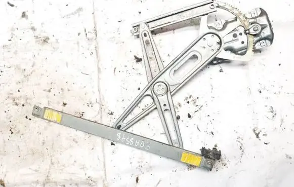 Toyota Yaris Sliding door window regulator with motor
