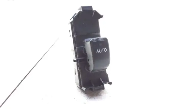 Toyota Corolla Verso E121 Electric window control switch 8403013030 514733