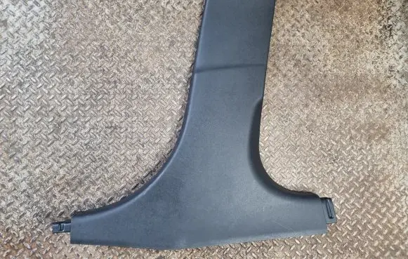 BMW 3 G20 G21 (B) pillar trim (bottom) 7433244