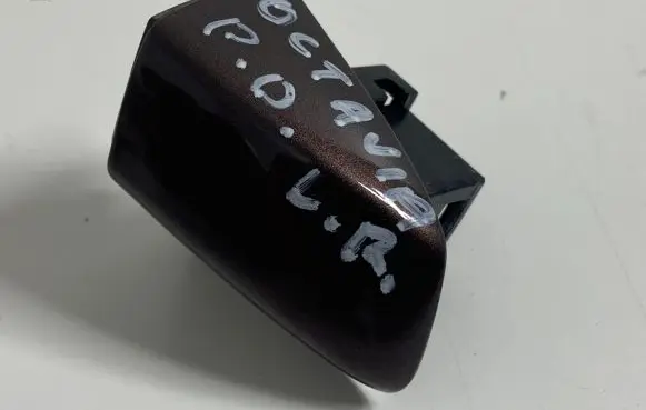 Skoda Octavia Mk3 (5E) Front door handle cover 5G0839168D