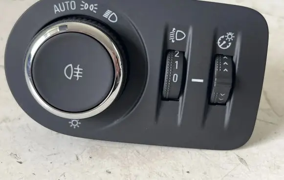 Opel Mokka B Light switch 9836300280 2286N520280