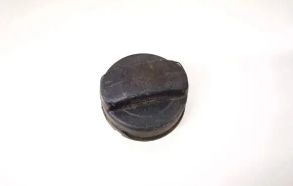 Audi A3 S3 8L Fuel tank filler cap 1h0201553b