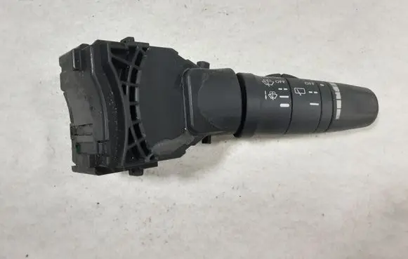 Nissan Qashqai+2 Wiper control stalk 25260AV615 3408