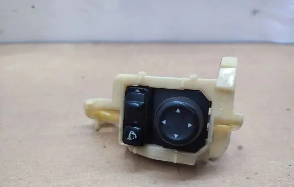 Nissan X-Trail T32 Other switches/knobs/shifts