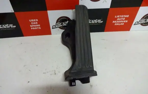 Seat Altea XL Accelerator throttle pedal 1K1721503M