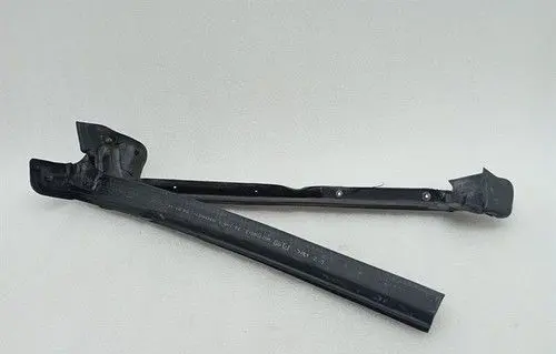 Ferrari California F149 Rear door rubber seal (on body) 85263000