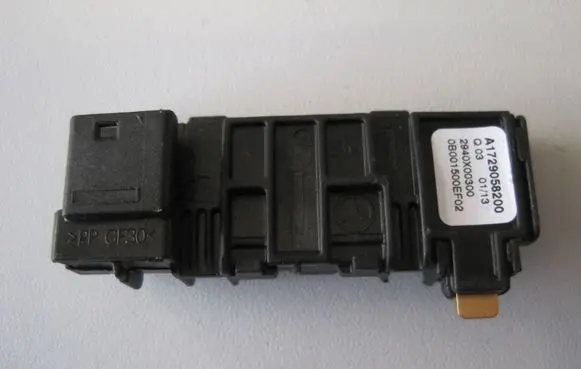 Mercedes-Benz A W176 Rain sensor A1729058200