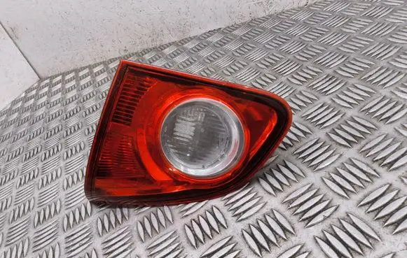 Nissan Qashqai Tailgate rear/tail lights 26550JD800 P32LB00TLW