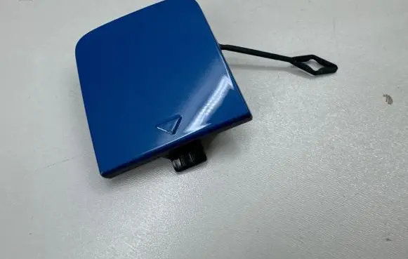 Rear bumper row hook cap/cover