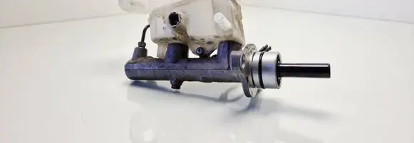 Toyota RAV 4 (XA20) Master brake cylinder 13231110140