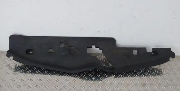 Toyota Verso Radiator trim 532890F050
