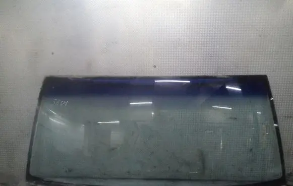 Mitsubishi Pajero Front windscreen/windshield window 