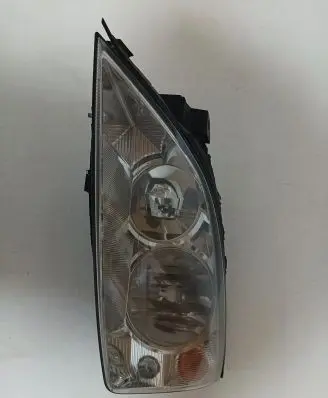 Ford Mondeo Mk III Headlight/headlamp 1S7113006SE 0301174203 002A04HR