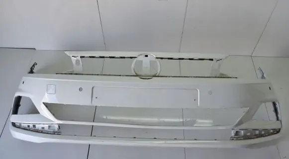 Volkswagen Polo VI Front bumper 2G0807221