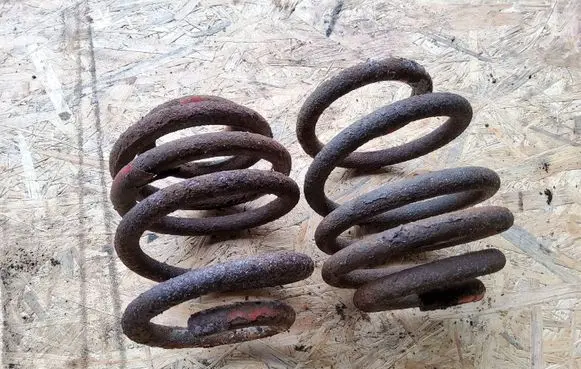 Volkswagen Transporter - Caravelle T5 Rear coil spring
