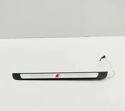 Audi Q4 e-tron Front sill trim cover 8Y0947417A