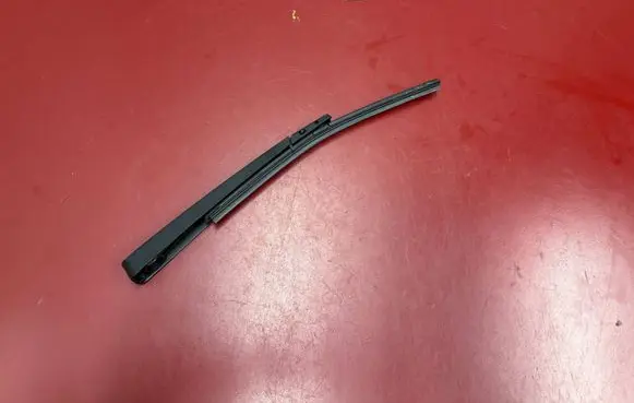 BMW X3 G45 Rear wiper blade arm 9478888