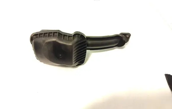 Intake resonator