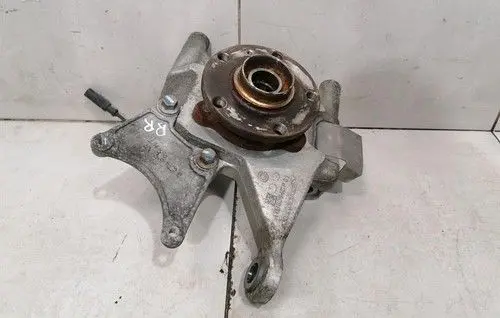 McLaren 570S Rear wheel bearing hub 11BA0094CP