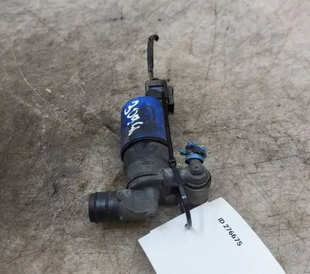 Volvo V60 Windscreen/windshield washer pump AV6113K082AA