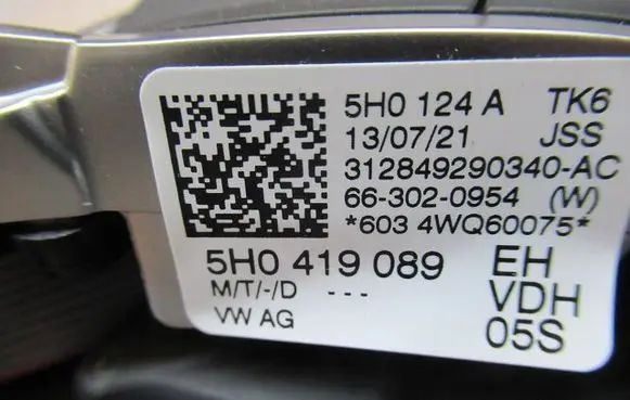 Volkswagen Golf VI Steering wheel 5H0419089EHVDH