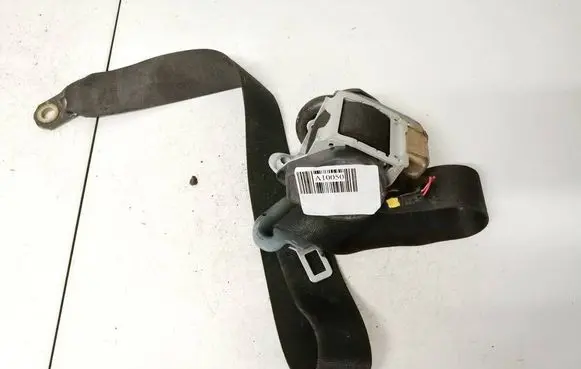 Mitsubishi Colt Rear seatbelt