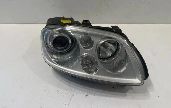 Volkswagen Touran I Headlight/headlamp 0301205272 1T0941032F 14531455