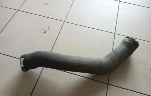 Volkswagen Crafter Intercooler hose/pipe