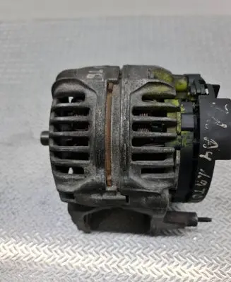 Audi A4 S4 B5 8D Generator/alternator 028903029A 0124325018