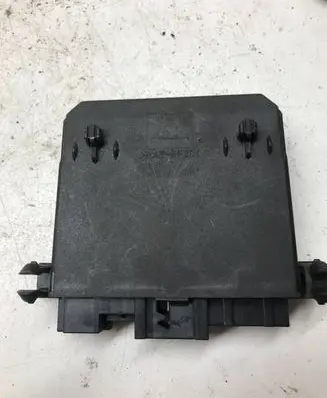 Mercedes-Benz E W212 Door control unit/module 2038206526 SW1101