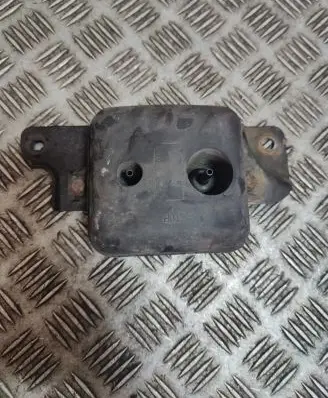 Vacuum air tank