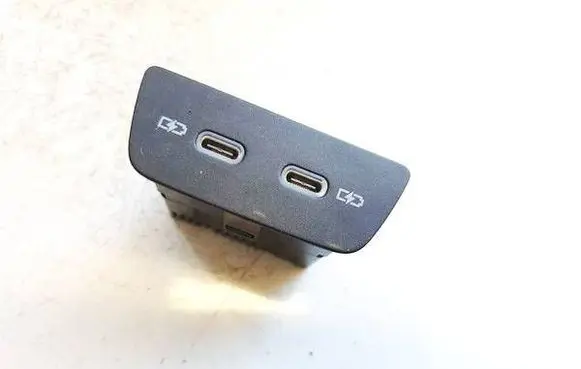 Cupra Born USB socket connector 2g6035954 180522