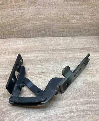 BMW 7 E65 E66 Engine bonnet/hood hinges 8240333