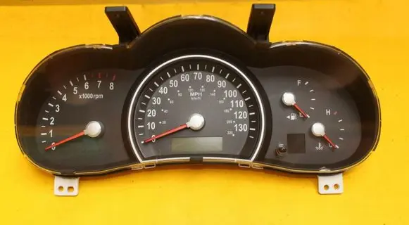 KIA Carnival Speedometer (instrument cluster) 94001-4D320
