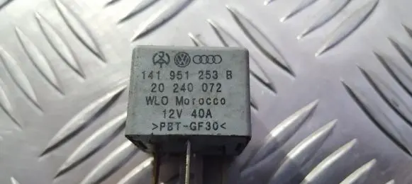 Volkswagen Golf IV Other relay 141951253b 20240072