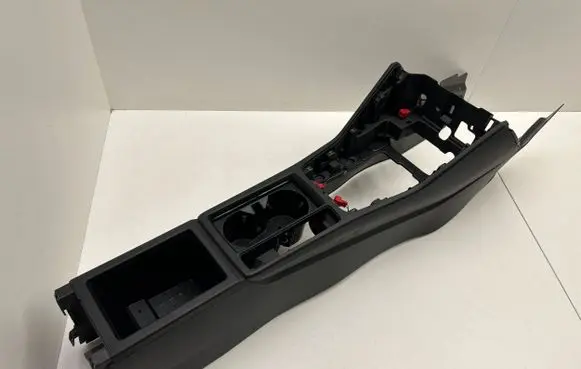 Audi Q3 F3 Center console 83C863241